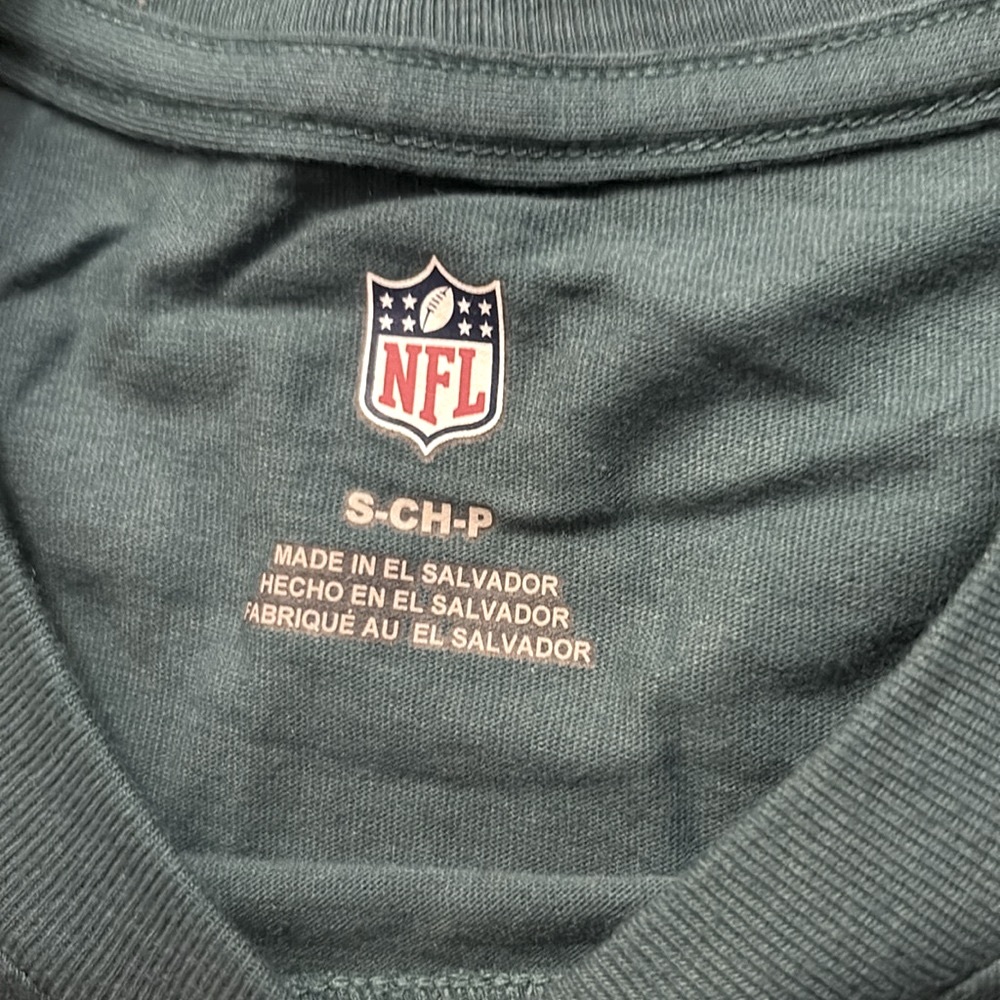 Lot of 2x NWT [NFL] & [FOCO] Philadelphia Eagles Throw Blanket & Mens Shirt Sz S - Picture 13 of 14